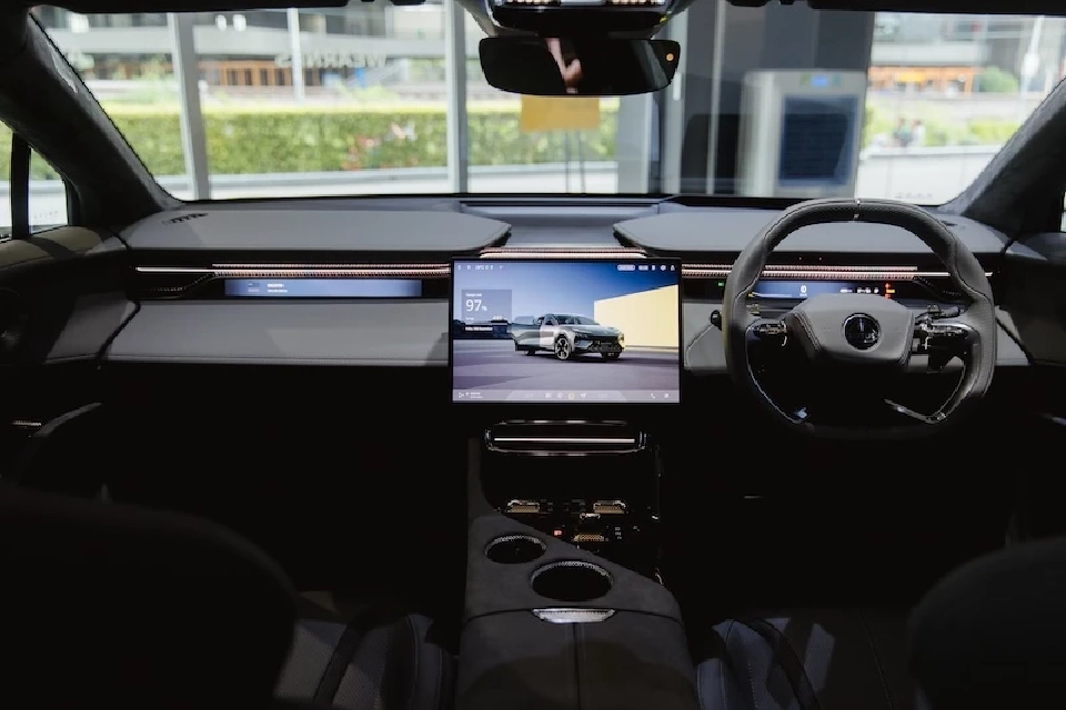 Lotus Emeya 600 ราคา 4.89 ล้านบาท EV นำเข้าจีน ถูกสุดของโลตัส