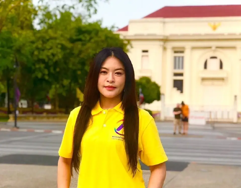 'มาดามหยก' ไม่สนการเมือง ขอเดินหน้าช่วยน้ำท่วม จี้ สส.เร่งช่วยปชช.ก่อน