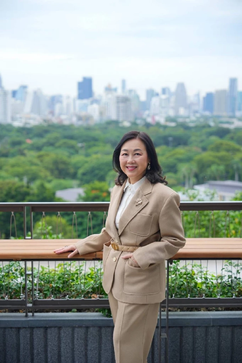 วัลยา จิราธิวัฒน์