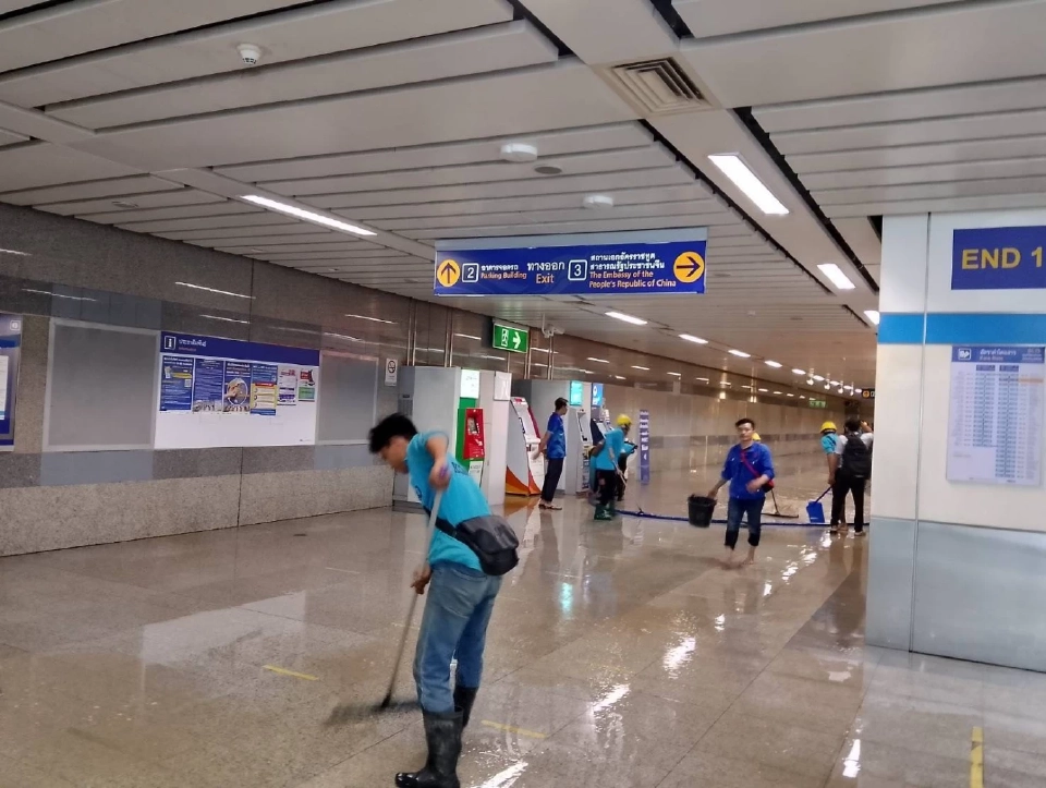 รฟม. แจงเหตุน้ำท่วมขังใน 'MRTศูนย์วัฒนธรรมฯ' ทางเชื่อมอาคาร AIA