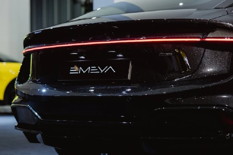 Lotus Emeya 600 ราคา 4.89 ล้านบาท EV นำเข้าจีน ถูกสุดของโลตัส