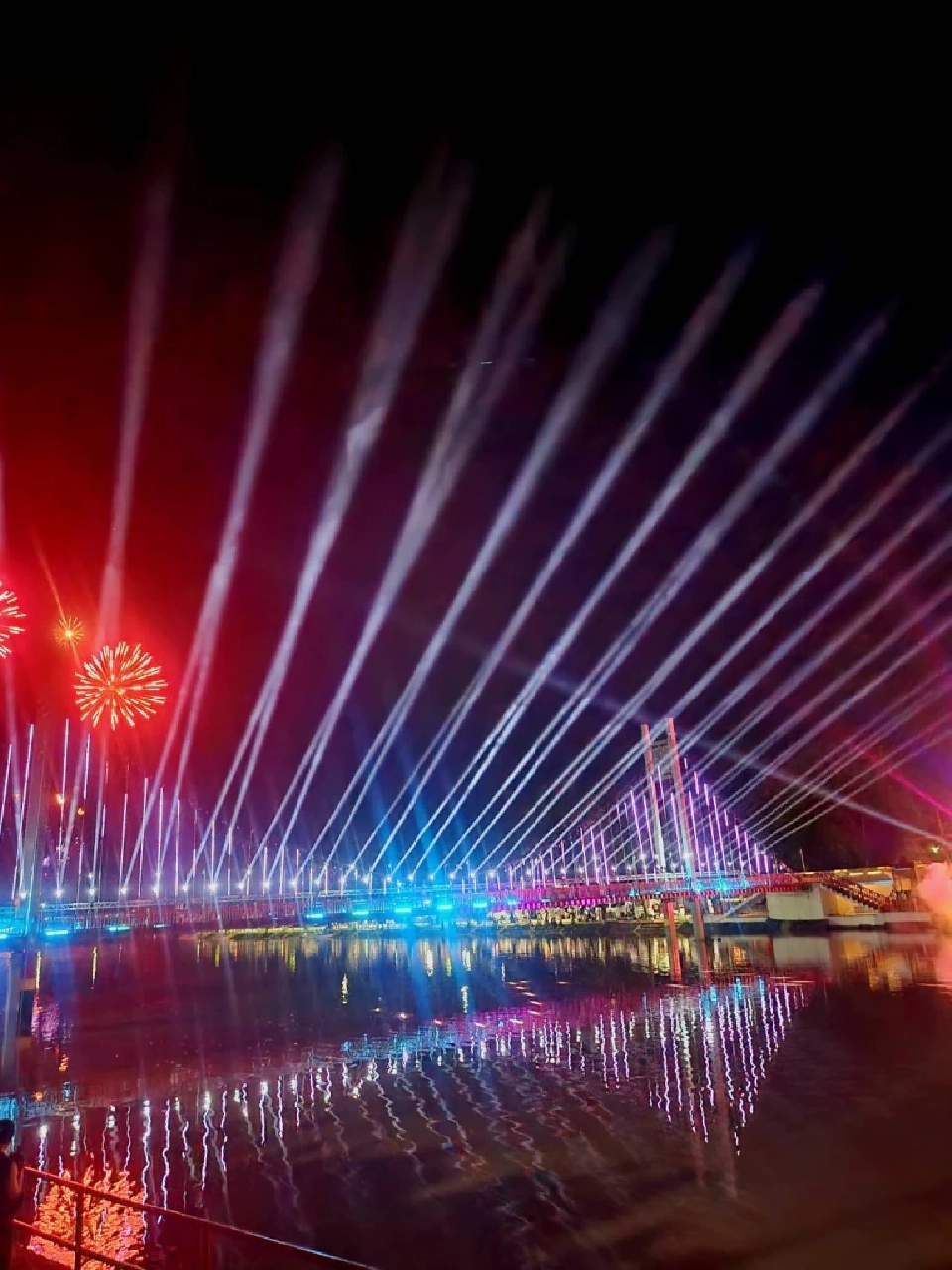 เริ่มแล้ว! วิจิตรลำปาง  เปิดพิกัด 13 จัดแสดงสีเสียง สุดตระการตา วันนี้-14 ก.ย.นี้