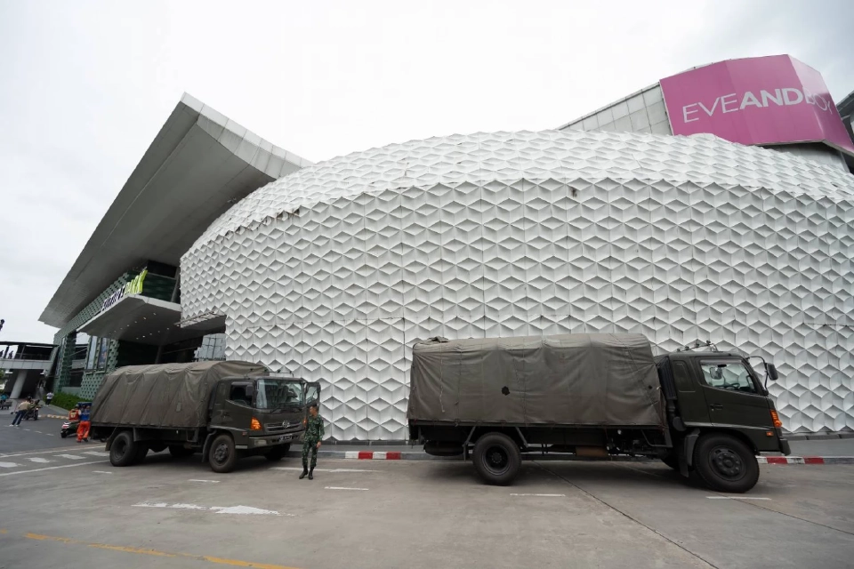 กลุ่มพูลผล มอบอุปกรณ์-สิ่งของจำเป็น หนุนภารกิจทหารกองทัพภาคที่ 2