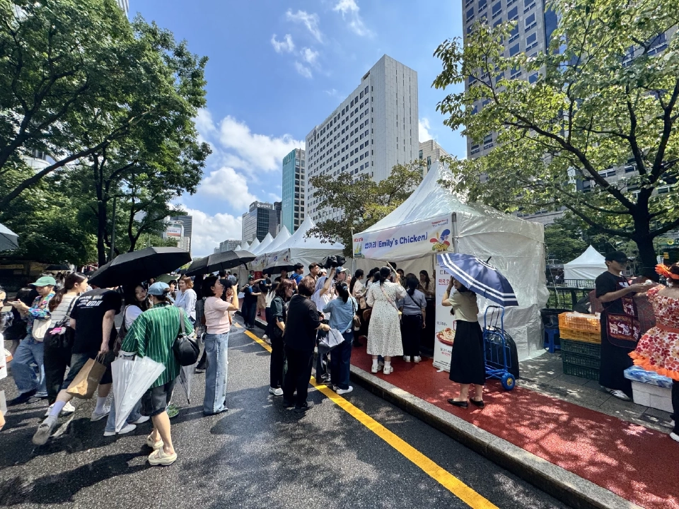 คนไทยในเกาหลีใต้ แห่ร่วมงาน Sawasdee Seoul บัวขาวนำทัพ Soft Power