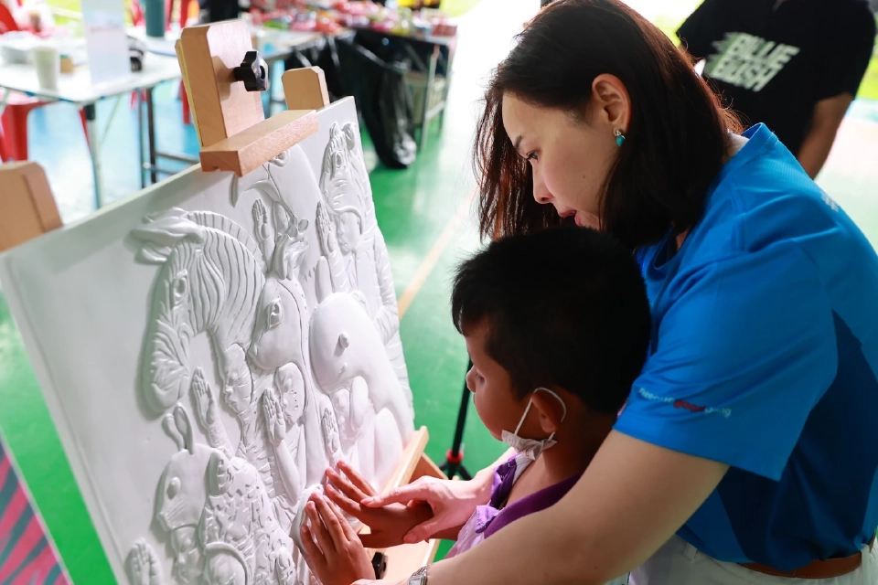 เปิดโลกศิลปะไม่จำกัด สำหรับผู้พิการทาง “สายตา” กับโอกาสที่ทุกคนเท่าเทียมกัน