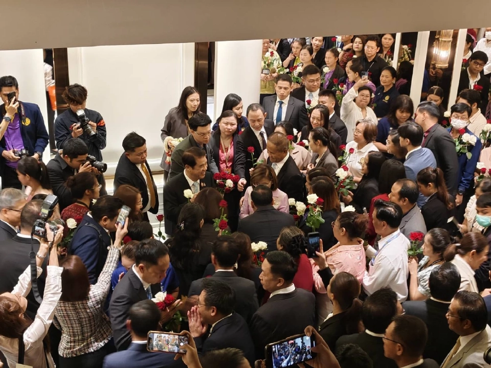 ‘สุริยะ-มนพร’ ฝากรมว.คมนาคมคนใหม่ สานต่อ พระราม2  ห่วงรถไฟฟ้า 20 บาทตลาดสายไม่ถูกสานต่อ