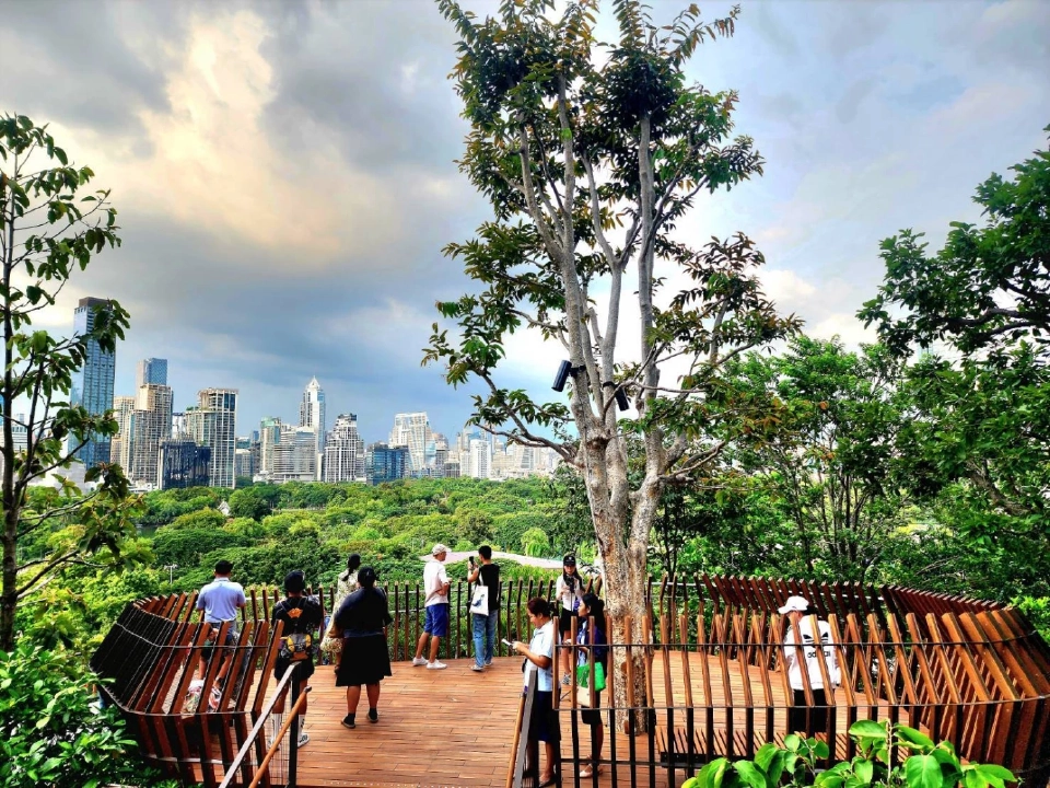 เช็คอิน 'สวนดุสิตอรุณ' สวนลอยฟ้าใหญ่สุดในไทย แลนด์มาร์กใหม่ใจกลางกรุง