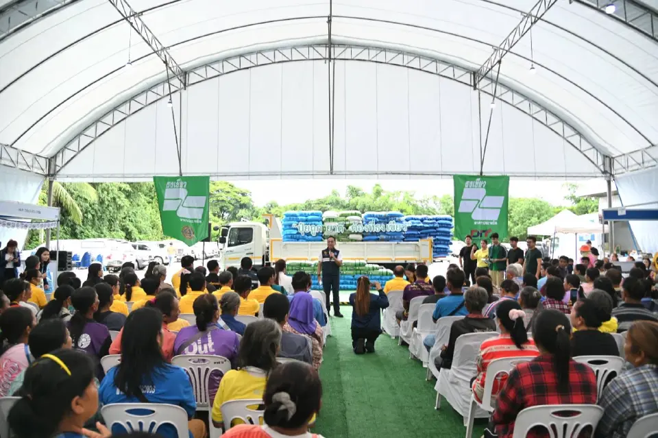 พาณิชย์ จัด "ปุ๋ยถูก ยาดี ต้องที่ธงเขียว" ลดราคาสูงสุด 55% ช่วยลดต้นทุนเกษตรกร