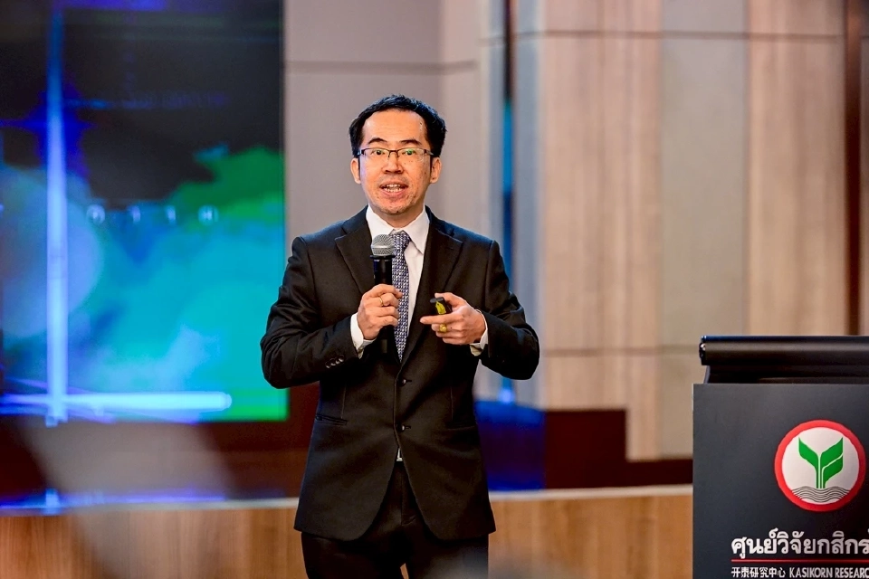 ดร.รุจิพันธ์ อัสสะรัตน์ ผู้ช่วยกรรมการผู้จัดการ บริษัท ศูนย์วิจัยกสิกรไทย จำกัด