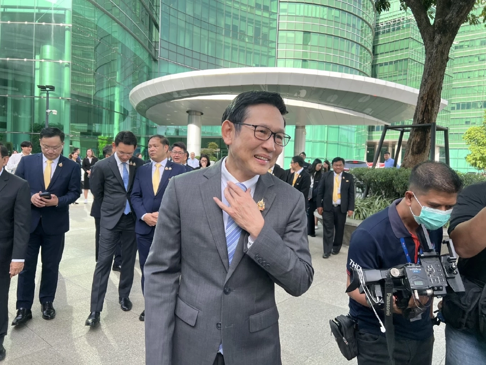 รมว.พลังงานเตรียมพิจารณาตั้งผู้ว่า กฟผ. คนใหม่-ผอ.กองทุนน้ำมันฯ