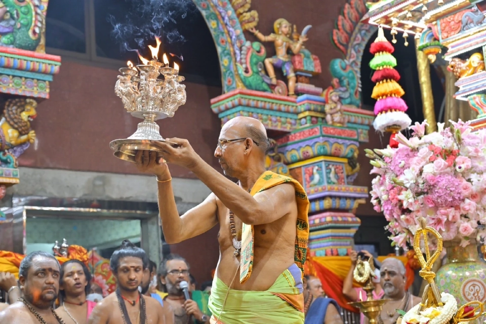 เปิดไฮไลท์  'เทศกาลนวราตรี 2568' เช็กเส้นทางปิดถนน ทางเลี่ยงวัดแขก