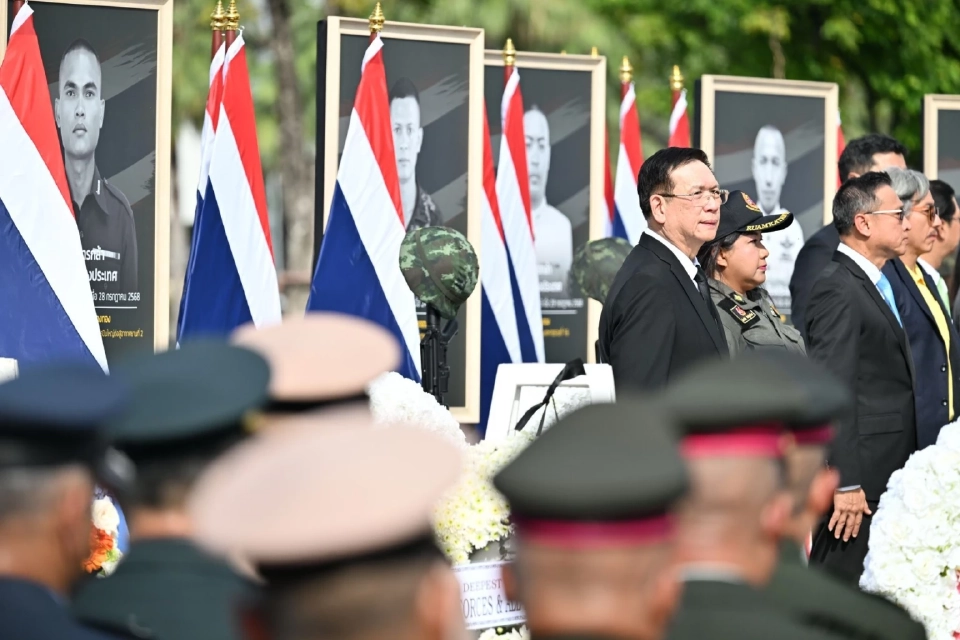 “มูลนิธิป่อเต็กตึ๊ง”ร่วมพิธีสดุดีทหารกล้าจากเหตุไทย-กัมพูชา