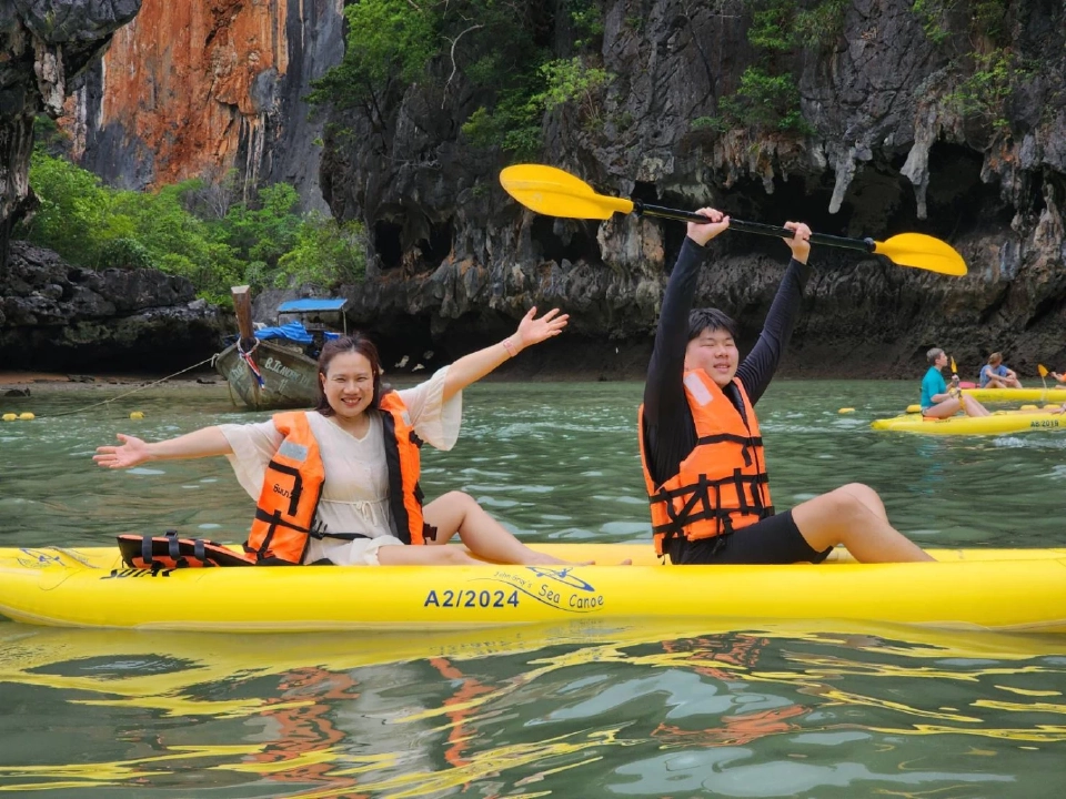 ล่องแคนูท่อง ‘อ่าวพังงา’ตามรอย ‘จูราสสิคเวิลด์’ มหัศจรรย์ แพลงก์ตอนเรืองแสง