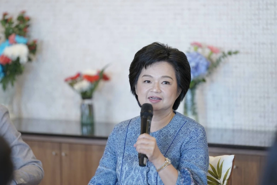  นางสาวสุนันทา กังวาลกุลกิจ  อธิบดีกรมส่งเสริมการค้าระหว่างประเทศ