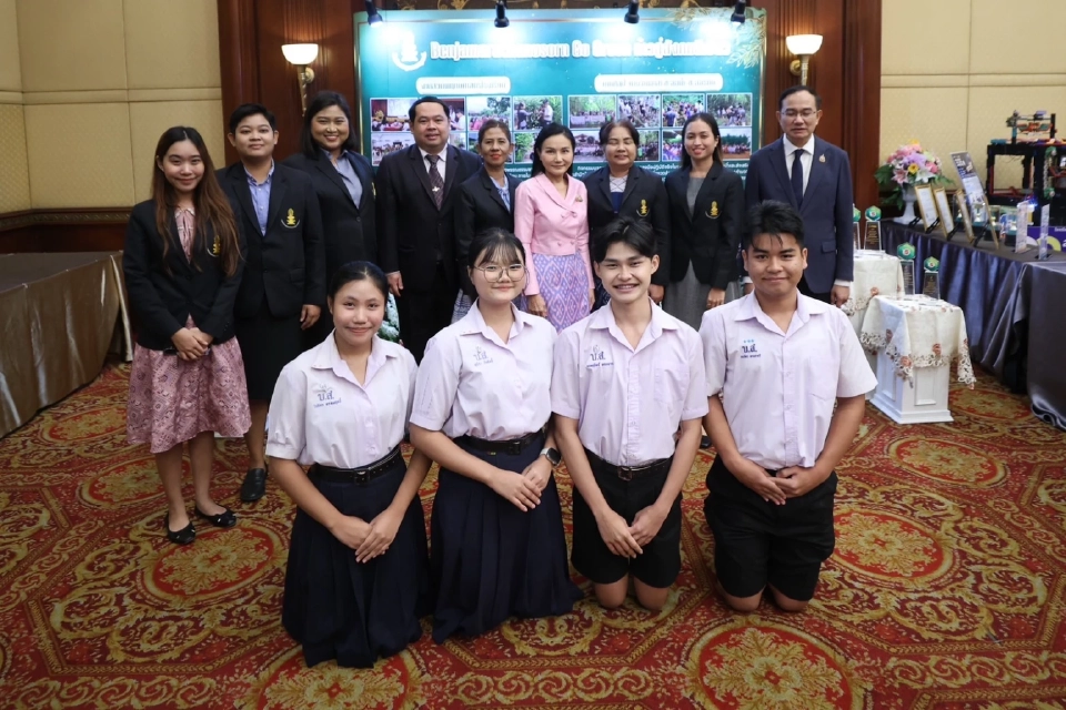 AI ดาบสองคม! “นฤมล”ชี้เสริมความรู้ได้ แต่เสี่ยงบั่นทอนจิตใจเด็ก