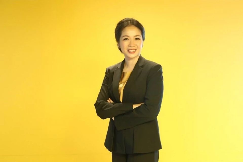 น.ส.รุ่ง สงวนเรือง ผู้อำนวยการอาวุโส สายงานวางแผนโกลบอลมาร์เก็ตส์ ธนาคาร กรุงศรีอยุธยา(BAY)