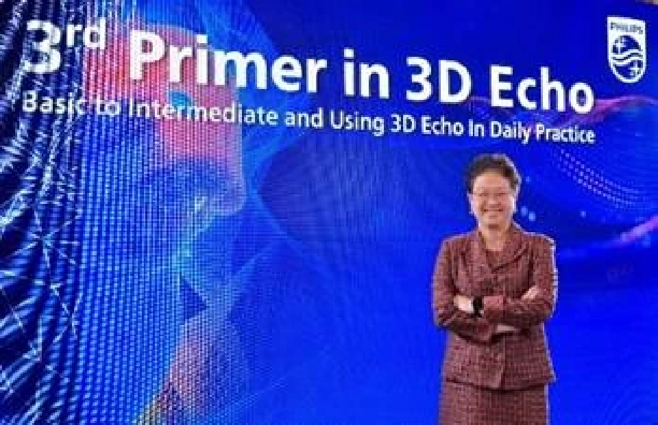 ศาสตราธิคุณแพทย์หญิงสมนพร บุณยะรัตเวช สองเมือง อุปนายกสมาคมแพทย์โรคหัวใจแห่งประเทศไทย ในพระบรมราชูปถัมภ์ และประธานชมรมคลื่นเสียงสะท้อนหัวใจแห่งประเทศไทย แพทย์ผู้เชี่ยวชาญด้านโรคหัวใจ หนึ่งในทีมผู้จัดอบรมหลักสูตร Primer 3D Echo
