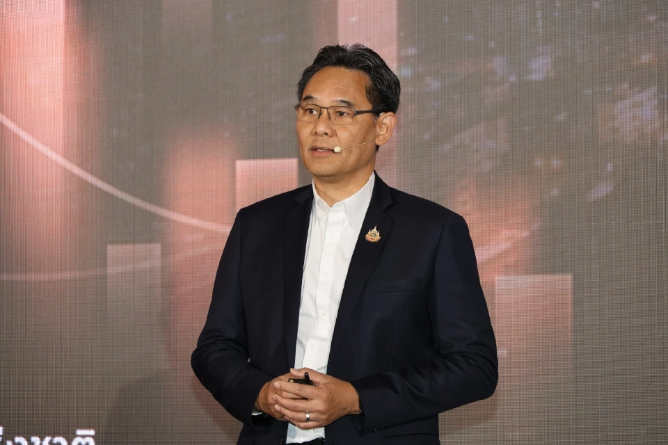 สศช.เปิดความจริงรัฐทุ่มงบ 3.37 ล้านล้าน แต่การพัฒนาประเทศหยุดชะงัก