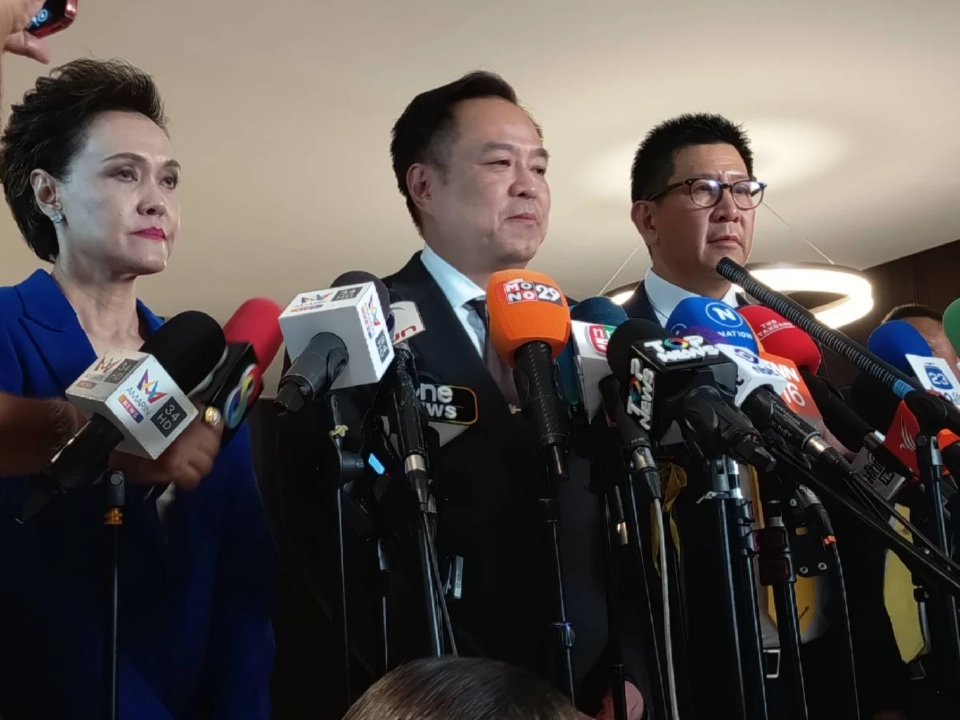 นายกฯ อนุทิน ประกาศพร้อมทบทวน โปกเกอร์ กลับมาเป็นการพนัน