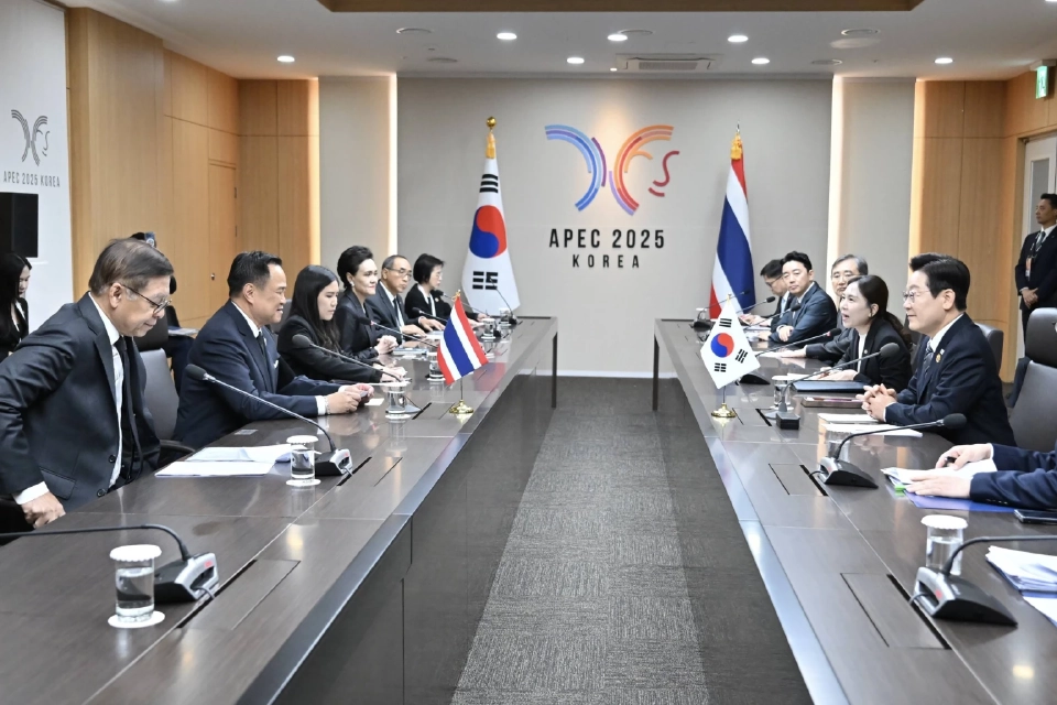 นายอนุทิน ชาญวีรกูล นายกรัฐมนตรีและรัฐมนตรีว่าการกระทรวงมหาดไทย พบหารือทวิภาคีกับนายอี แช มย็อง ประธานาธิบดีเกาหลีใต้