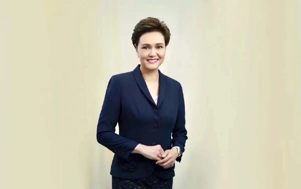 'รัฐมนตรีคนนอก' ประเด็นร้อนโลกโซเชียล ยอดทะลุ 3.8 ล้านเอนเกจเมนต์