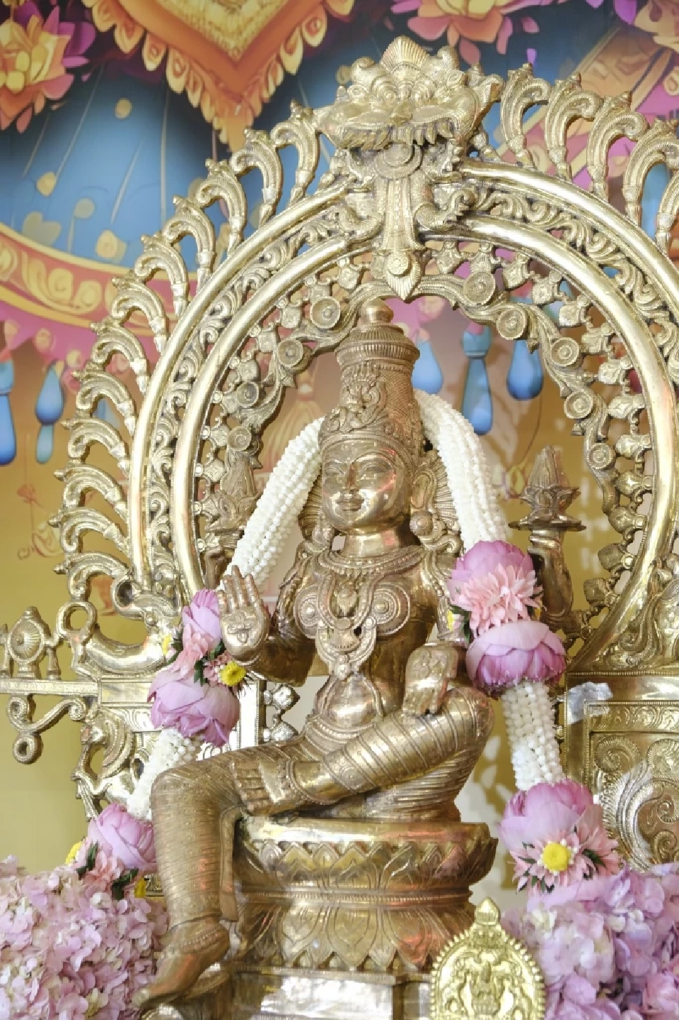 ICONSIAM จัดเต็ม! AMAZING DIWALI 2025 พลุอลังการ ผสานแรป F.HERO