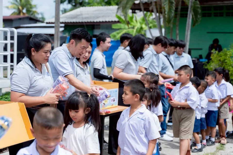 ซี.อี.เอส.จับมือมูลนิธิทองพูลฯและกลุ่มพูลผล สร้างอาคารเรียนพี่ให้น้องลพบุรี