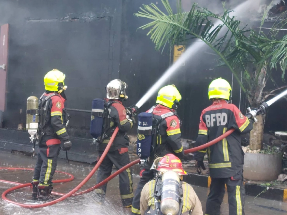 ด่วน ไฟไหม้ร้าน Route66 สถานบันเทิงชื่อดังย่าน RCA พระราม9