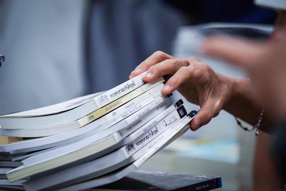 PUBAT ชงรัฐบาลขยาย 'คนละครึ่ง' ให้คนไทยใช้ซื้อหนังสือ-อุปกรณ์การเรียน