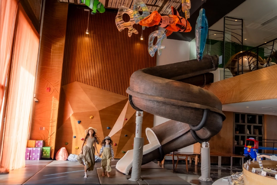 ผจญภัย เดอะ ลอสต์ เวิลด์ โฉมใหม่  'เซ็นทารา แกรนด์ มิราจ พัทยา' สายครอบครัวมีเฮ