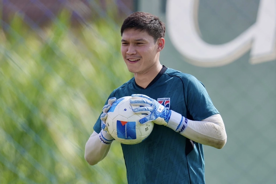 “ปฏิวัติ คำไหม” ผู้รักษาประตูทีมชาติไทย 