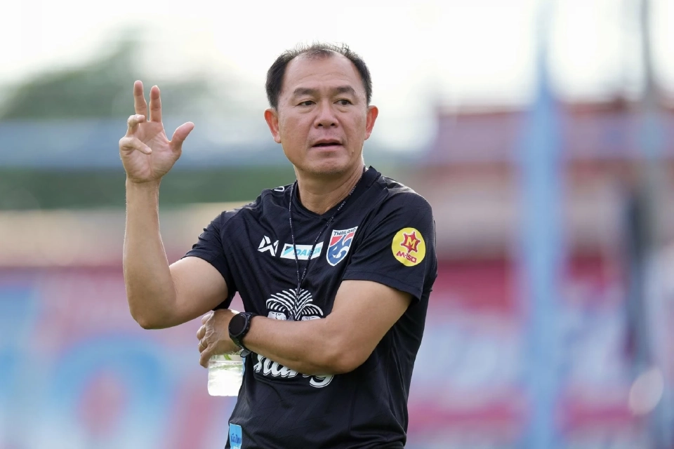 ธวัชชัย ดำรงอ่องตระกูล หัวหน้าผู้ฝึกสอนทีมชาติไทย U23