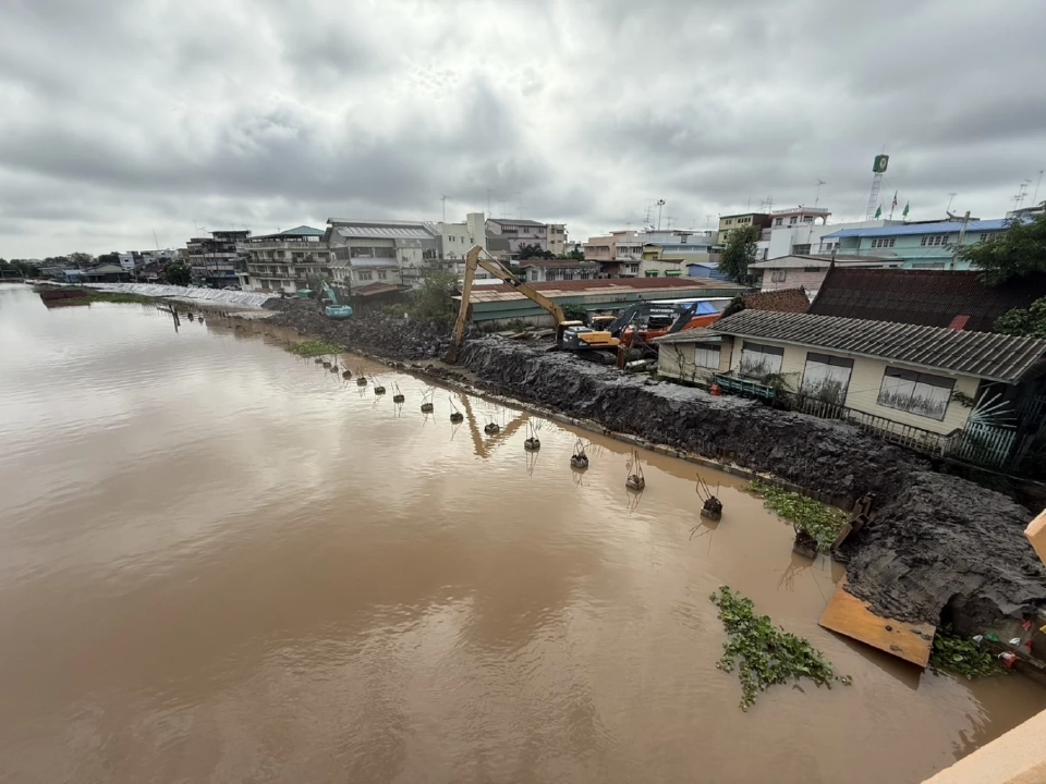 โครงการปรับปรุงและซ่อมแซมระบบป้องกันน้ำท่วม