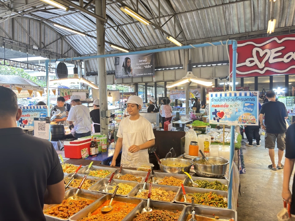 ร้านค้าคนละครึ่ง ตลาดเศรษฐี บางนา