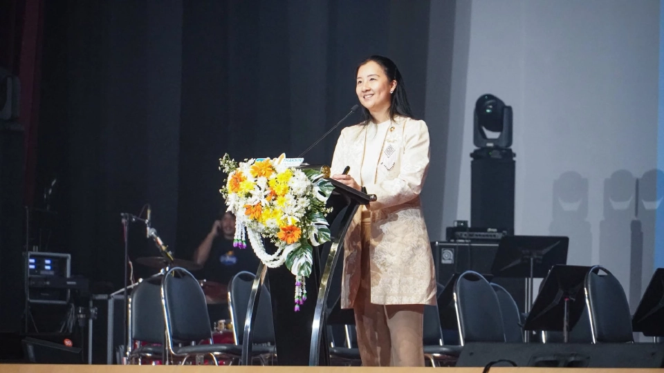 คุณมาริสา ปัณยาชีวะ ผู้แทนจากองค์การสหประชาชาติ (United Nations, Thailand) 