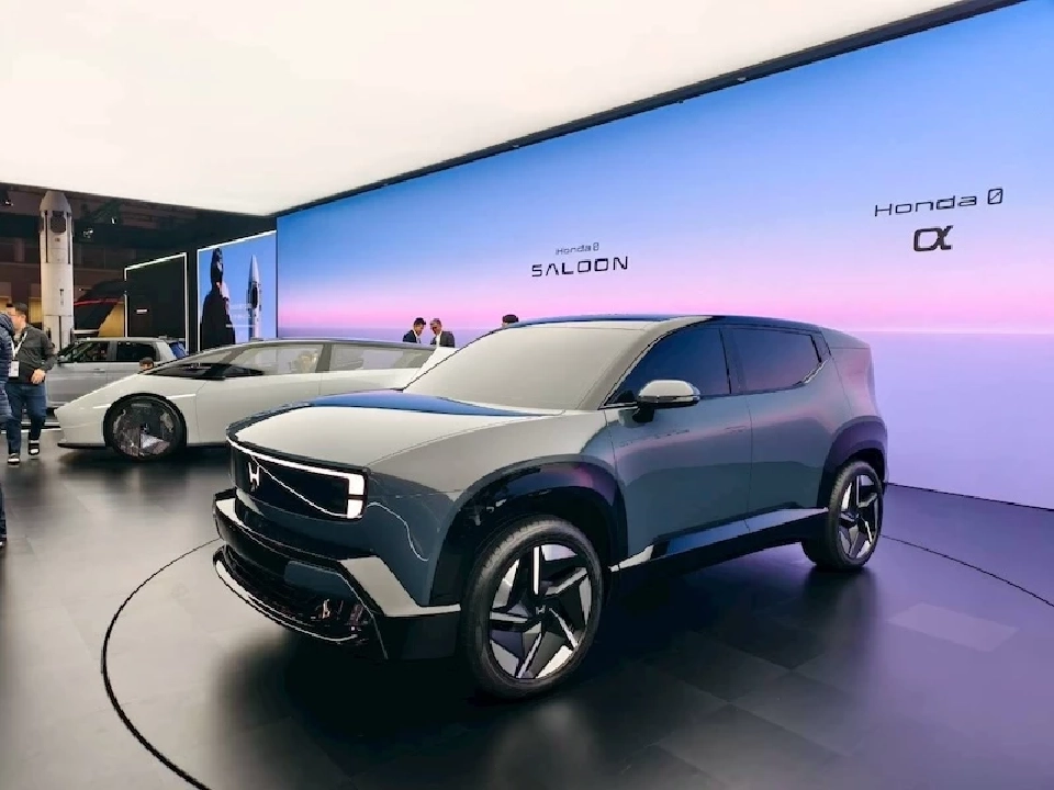 Honda 0 α (ฮอนด้า ซีโร่ อัลฟ่า)