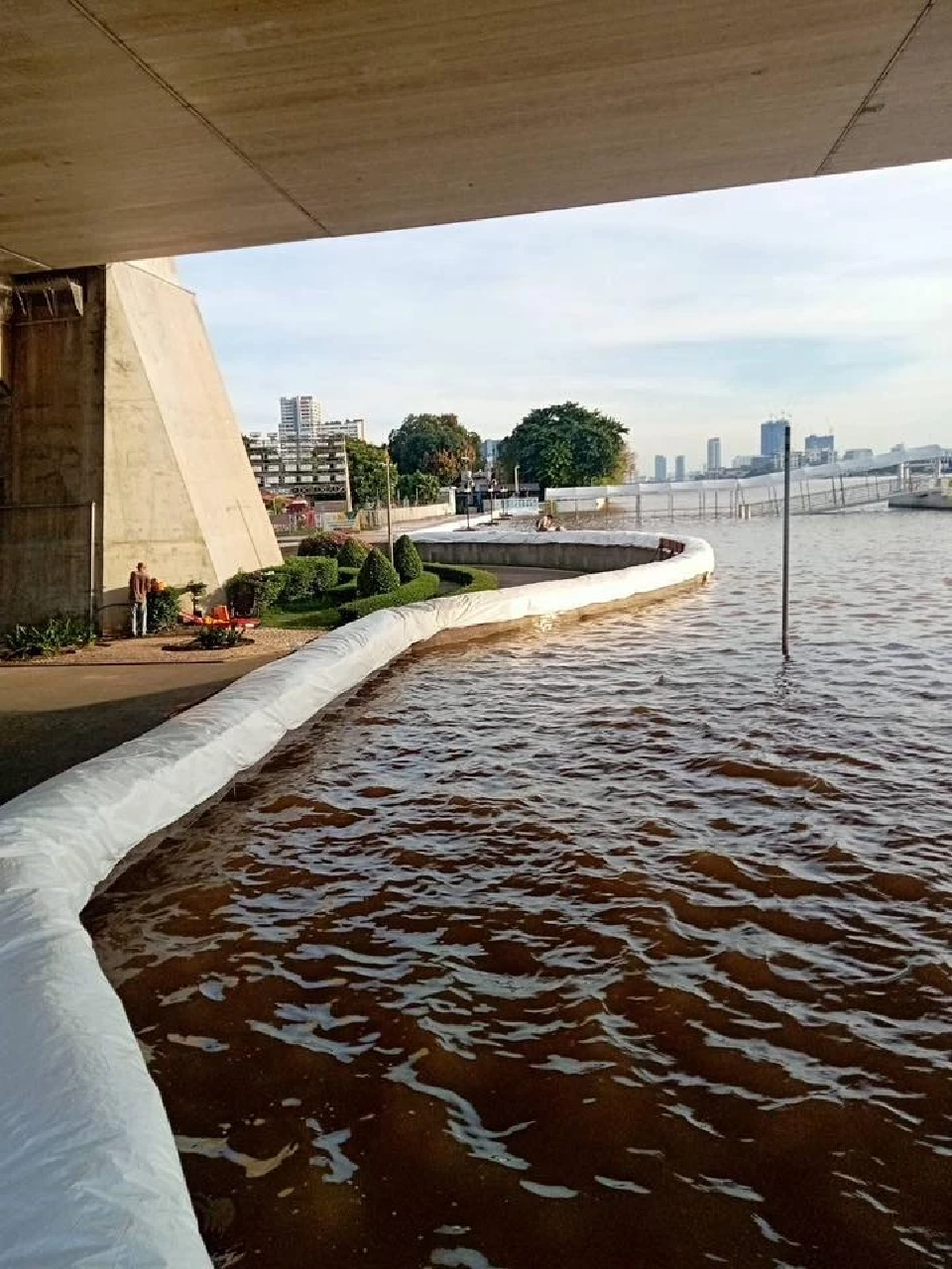  เฝ้าระวังน้ำทะเลหนุนสูง ระหว่างวันที่ 23-27 ตุลาคม 2568