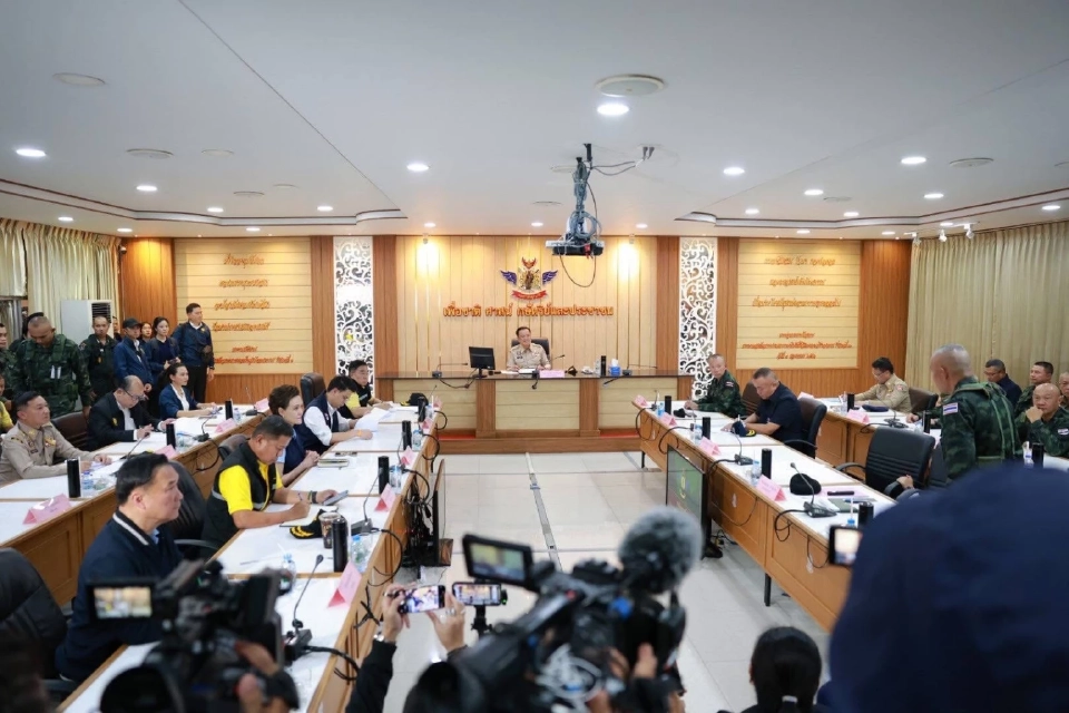 “นายกฯ”ลงพื้นที่สุรินทร์ กำชับเยียวยาประชาชน-ให้กำลังใจกองทัพ