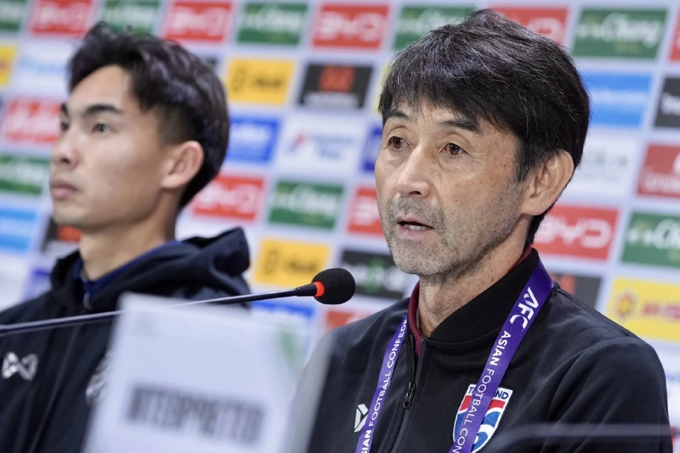 มาซาทาดะ อิชิอิ หัวหน้าผู้ฝึกสอนฟุตบอลทีมชาติไทย