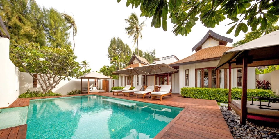 ศาลาสมุย เชิงมน บีช รีสอร์ท