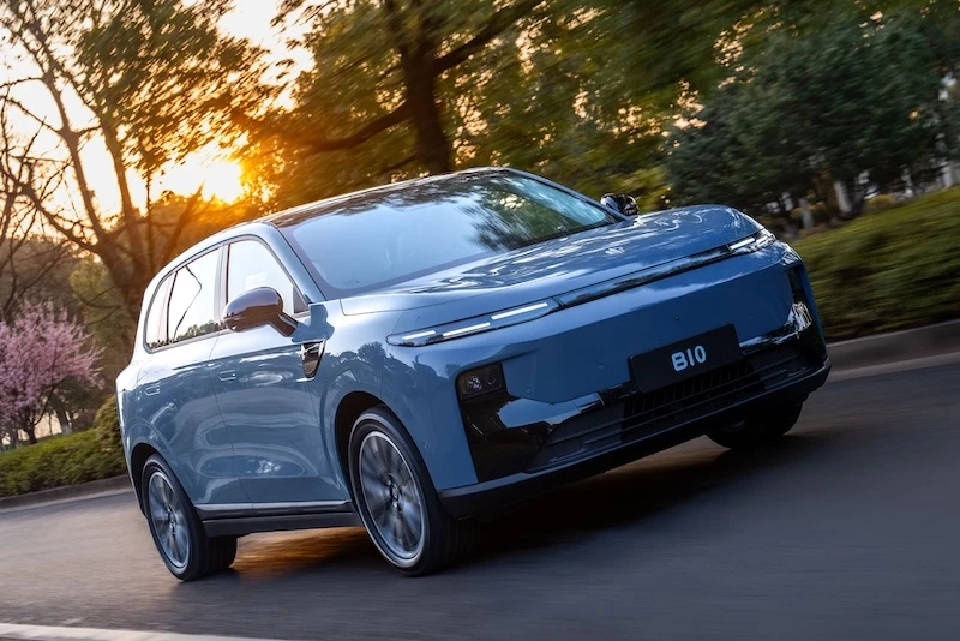 พระนครยนตรการ ดัน Leapmotor B10 ราคา 6.88 แสนบาท ตั้งเป้า 1,500 คัน/ปี