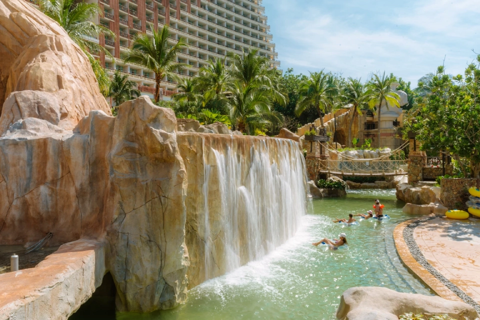 ผจญภัย เดอะ ลอสต์ เวิลด์ โฉมใหม่  'เซ็นทารา แกรนด์ มิราจ พัทยา' สายครอบครัวมีเฮ