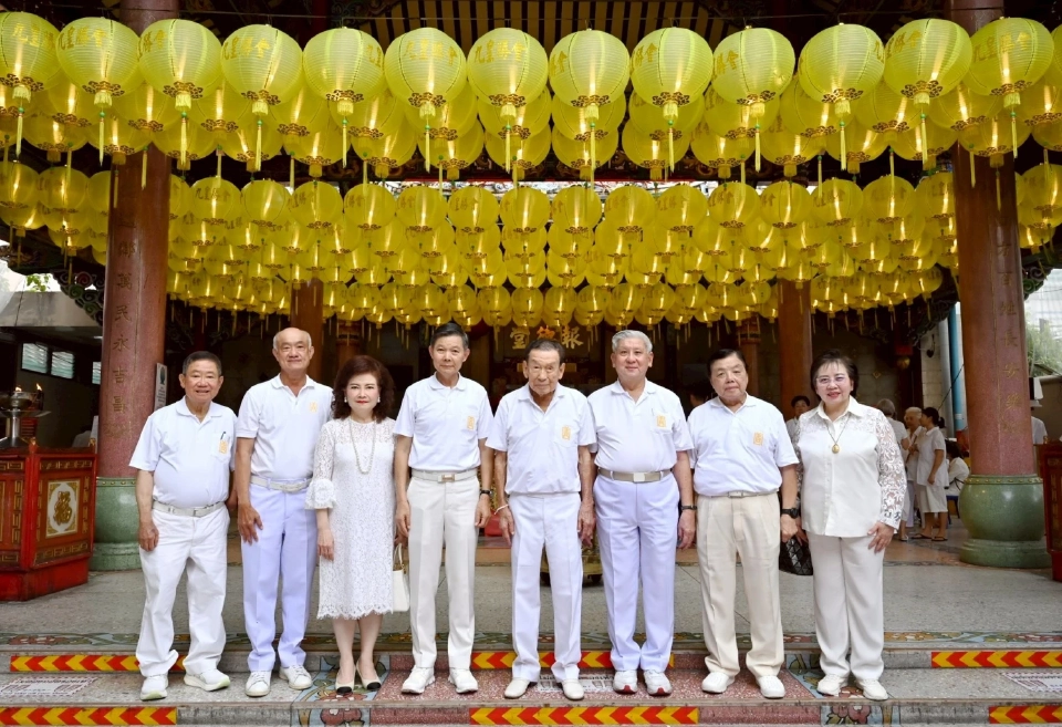 มูลนิธิป่อเต็กตึ๊งจัดพิธีอัญเชิญกิ้วอ๊วงฮุกโจว เปิดงานกินเจ ปี 2568