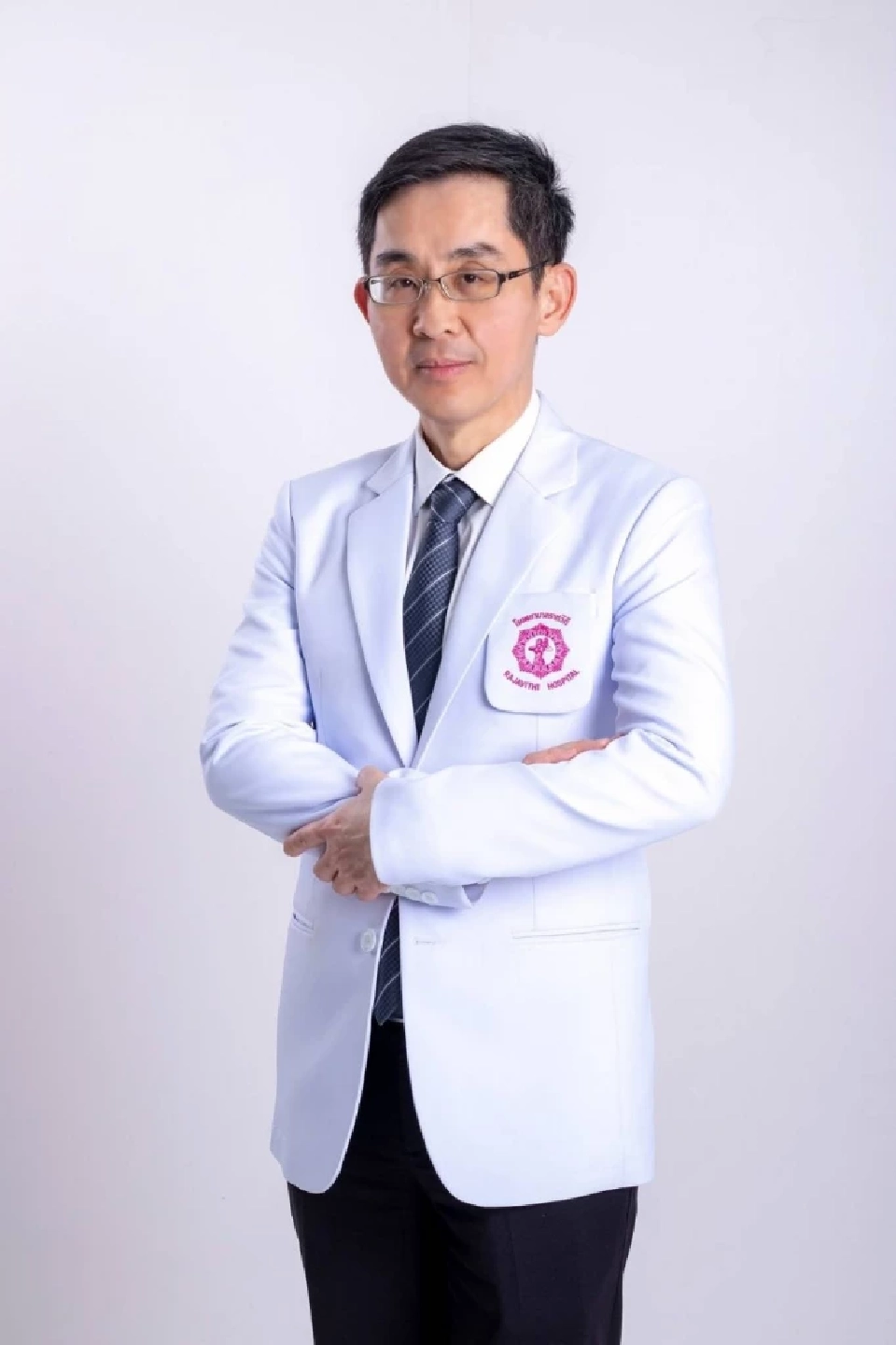 นายแพทย์จินดา โรจนเมธินทร์ ผู้อำนวยการโรงพยาบาลราชวิถี