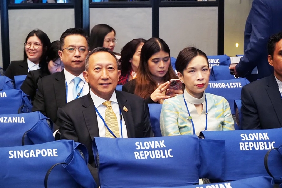 ‘วรภัค’ เผย IMF คาดเศรษฐกิจโลกโต 3.2% เจอแรงกดดันภาษีสหรัฐ