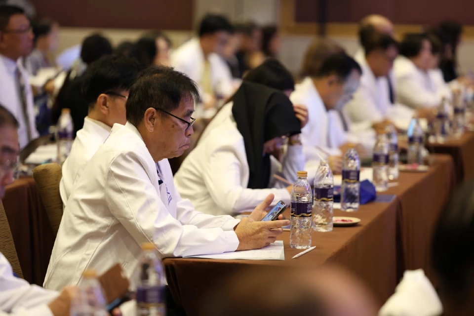 คิกออฟ กขป.ชุด 3 ผนึก 13 เขตสุขภาพ บูรณาการแก้ปัญหาแบบสานพลัง