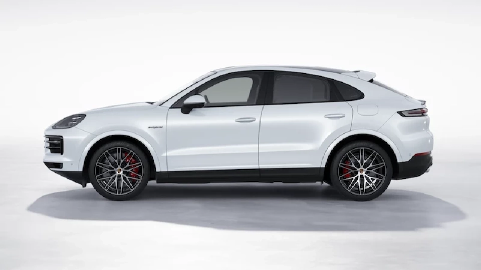 Porsche Cayenne S E-Hybrid Coupe รุ่นปรับโฉมปี 2026