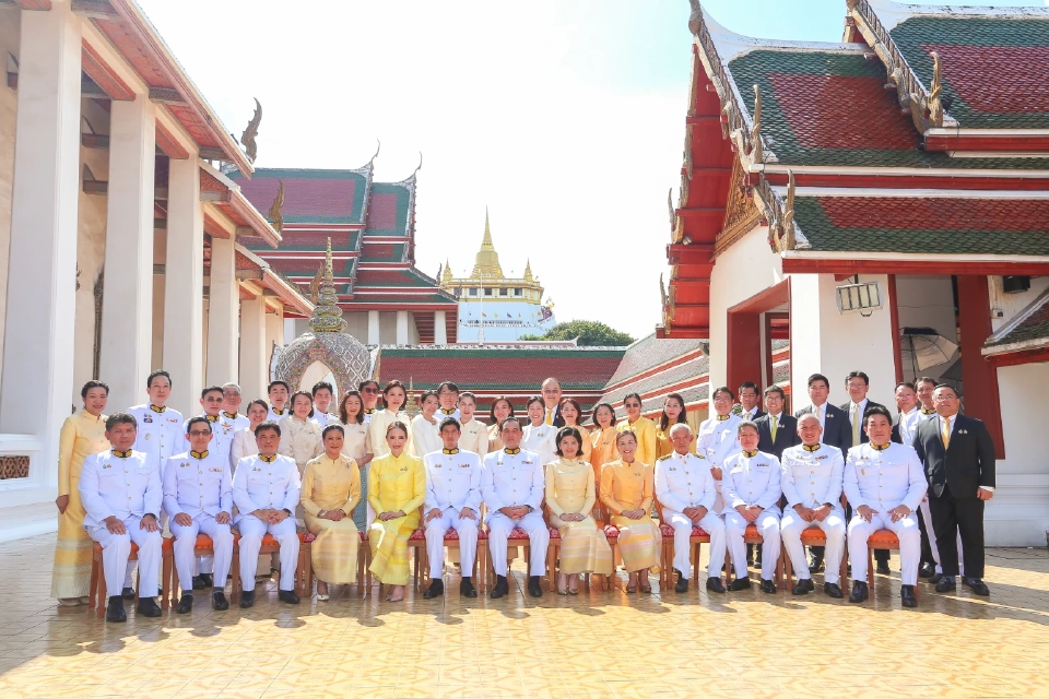 กลุ่มบริษัทกัลฟ์ น้อมถวายผ้าพระกฐินพระราชทาน ณ วัดสระเกศฯ