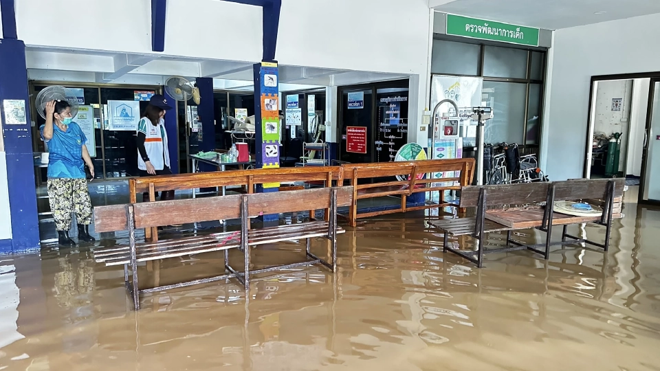 รับมือ 'พายุบัวลอย-แมตโม' รมว.พัฒนา สั่งเข้ม 4 ข้อลดผลกระทบปชช.