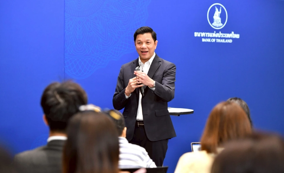 นายวิทัย รัตนากร ผู้ว่าการ ธนาคารแห่งประเทศไทย(ธปท.)